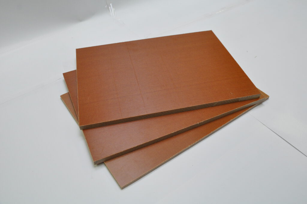 Pertinax RI 40000 - Carta Rigida, 400 X 400 X 5 Mm, PF CP 201 HP 2061